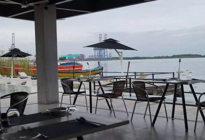 Отель Xandari Harbour Fort Kochi