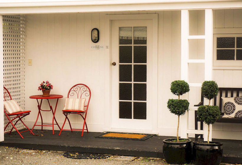 بنسيون Aylstone