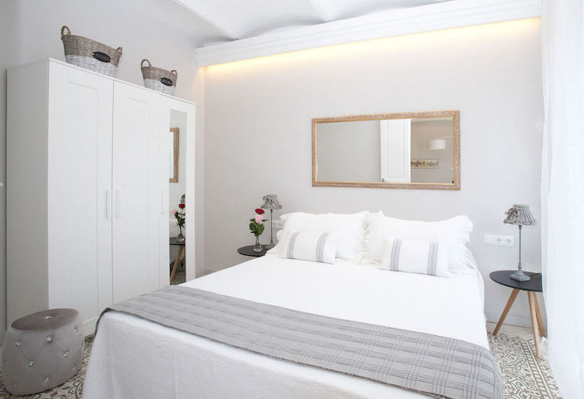 Two Sisters Apartments