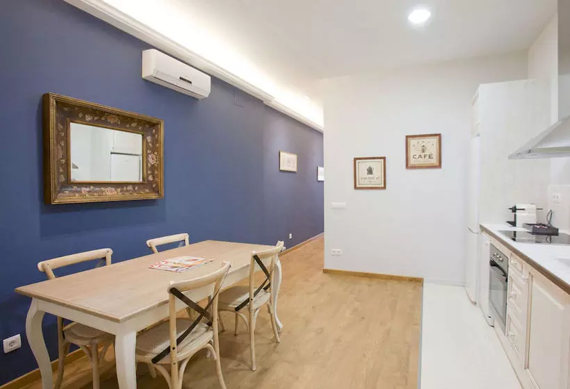 Two Sisters Apartments