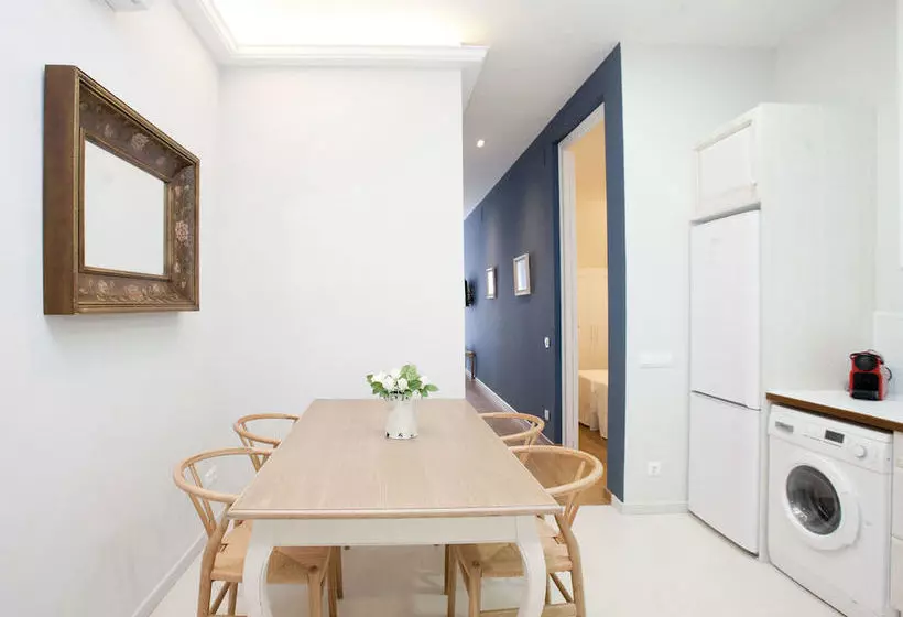 Two Sisters Apartments