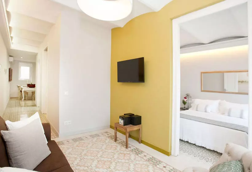 Two Sisters Apartments