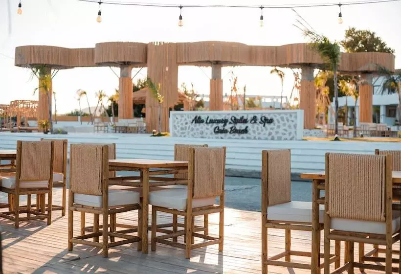 Alia Luxury Suites And Spa