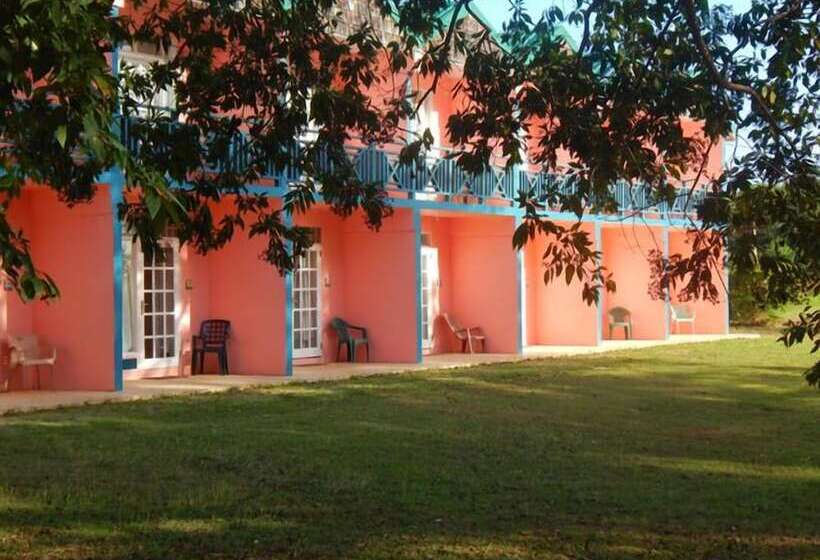 Canoe Bay Beach Resort