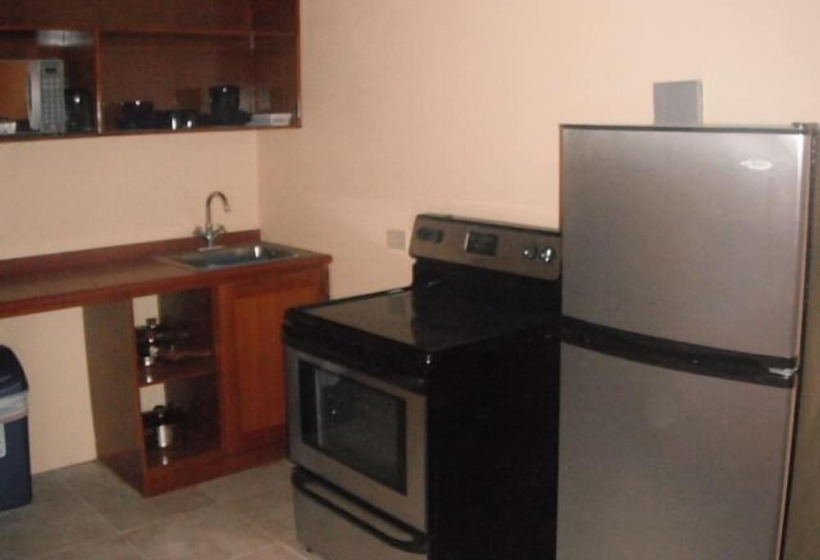 Canoe Bay Beach Resort