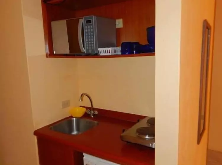 Canoe Bay Beach Resort