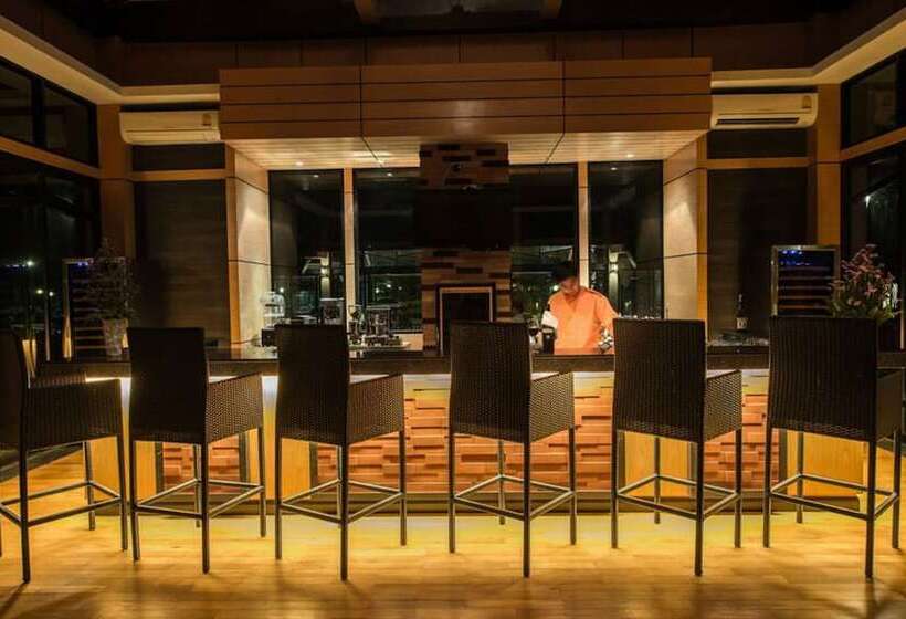 فندق A Star Phulare Valley