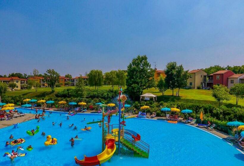 فندق Belvedere Village