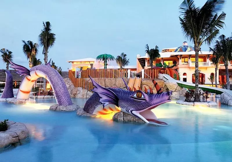 Hotelli Premium Level at Barceló Maya Palace