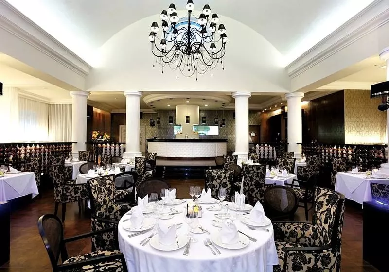 Hotelli Premium Level at Barceló Maya Palace