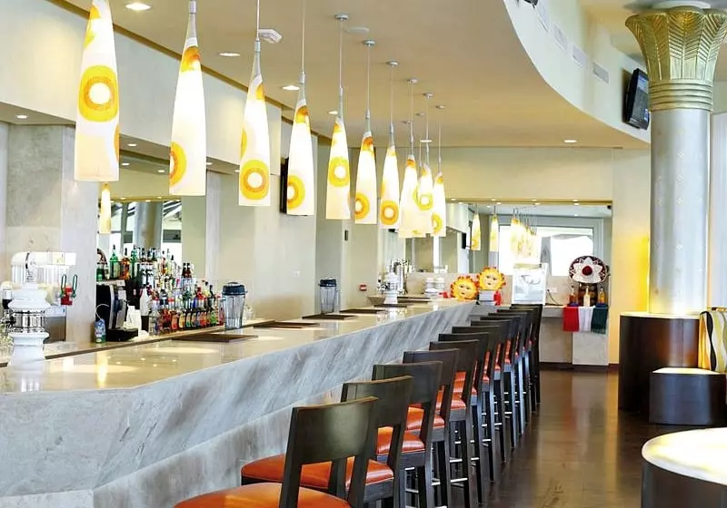 Hotelli Premium Level at Barceló Maya Palace