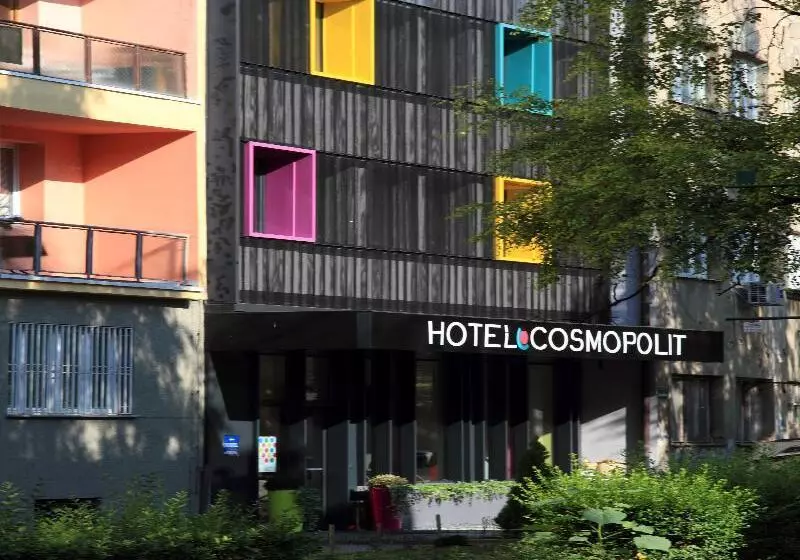 هتل Cosmopolit