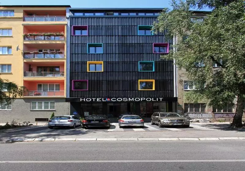 هتل Cosmopolit