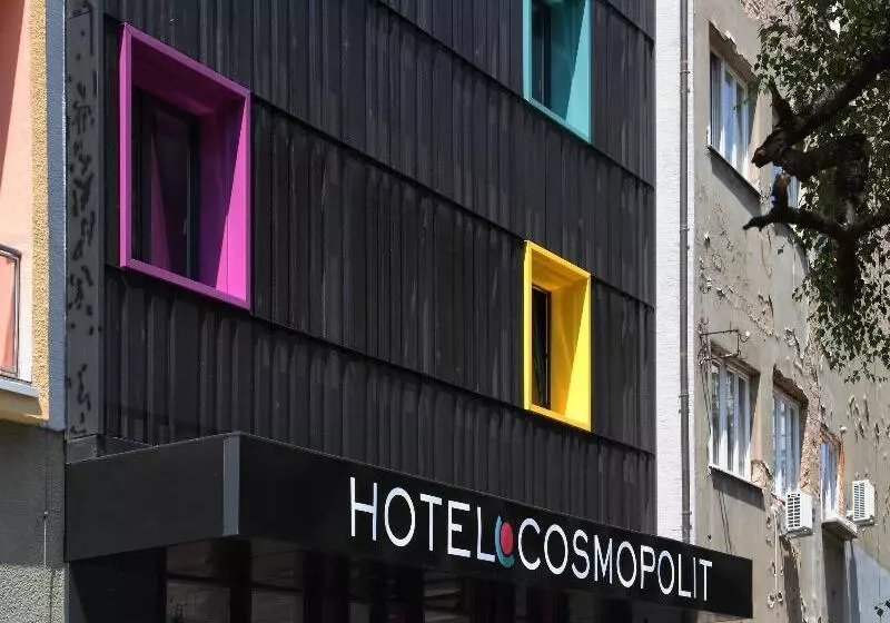 هتل Cosmopolit