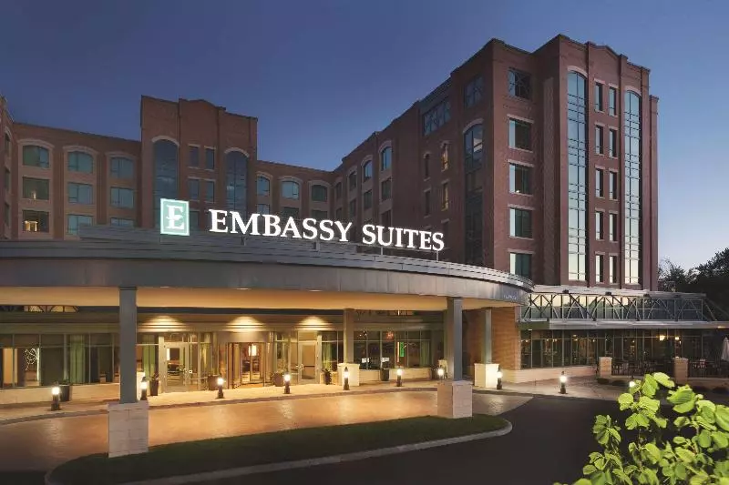 Szálloda Embassy Suites Saratoga Springs