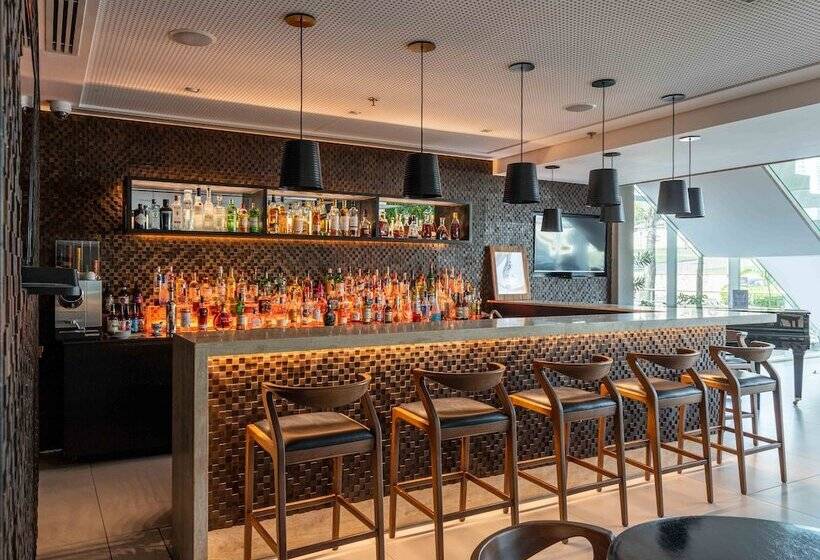 فندق Golden Tulip Sao Jose Dos Campos