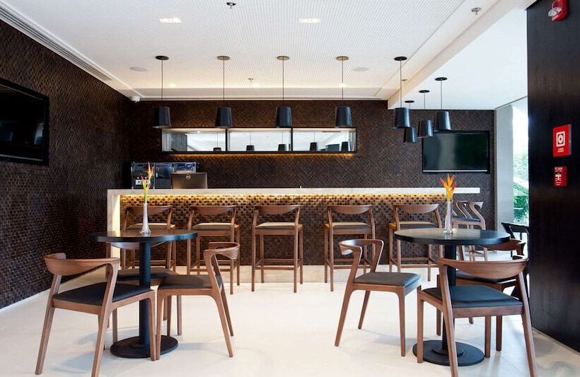 فندق Golden Tulip Sao Jose Dos Campos