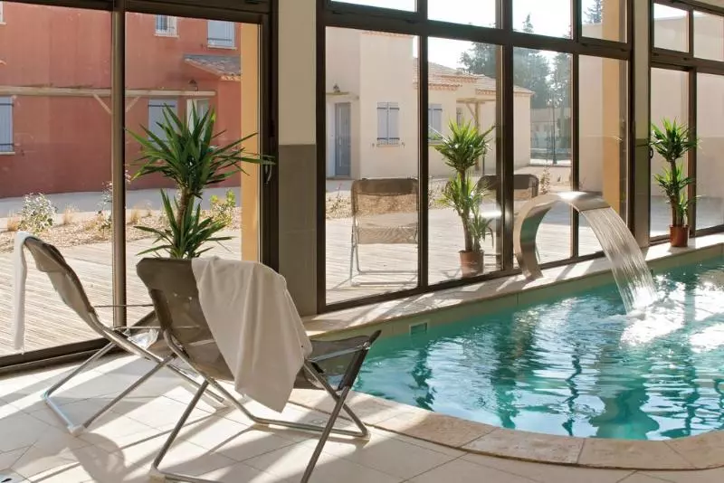 בית מלון כפרי Lagrange Vacances L’oustau De Sorgue