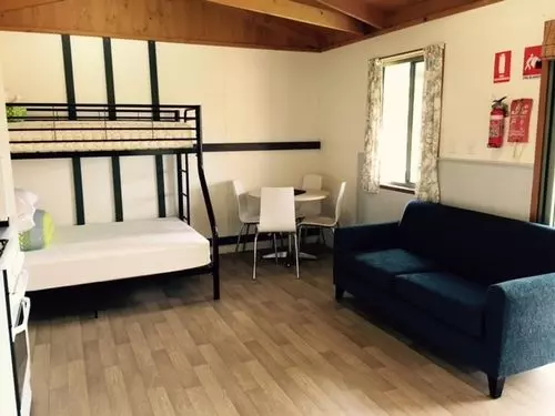 Отель Nrma Port Campbell Holiday Park