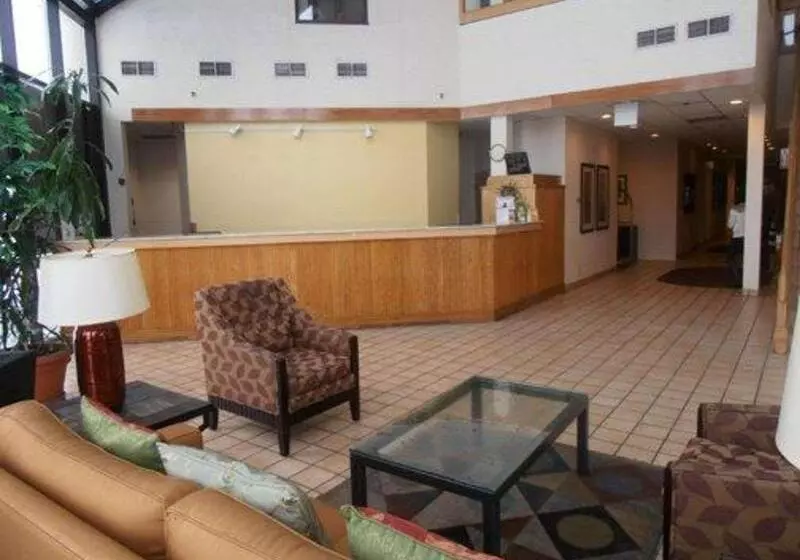 Отель Quality Inn & Suites Fort Collins