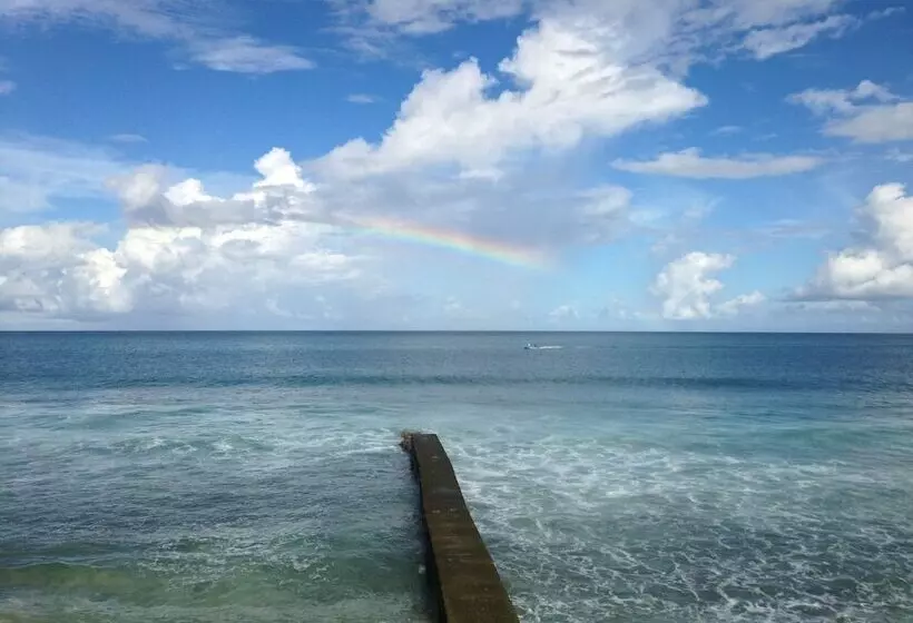 Hotel Sandy Point Village