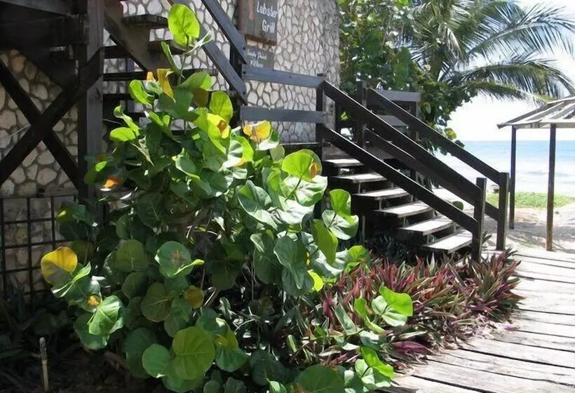 Hotel Sandy Point Village