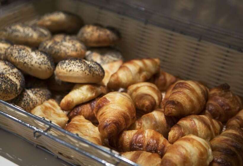 Storm Hotel By Keahotels