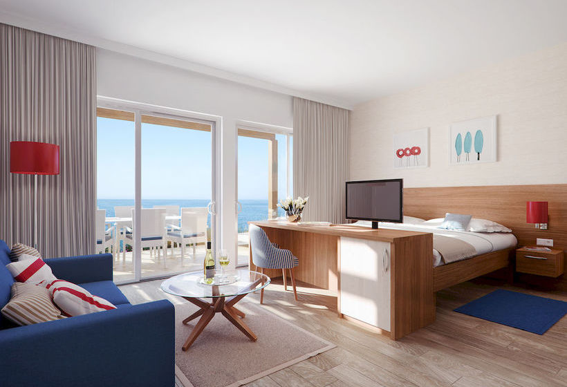 هتل Valamar Isabella Miramare