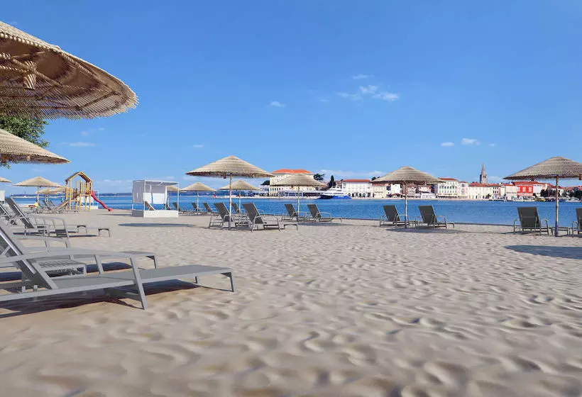 هتل Valamar Isabella Miramare