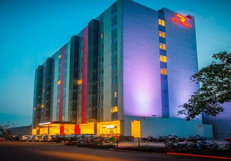 Otel Red Planet Bekasi