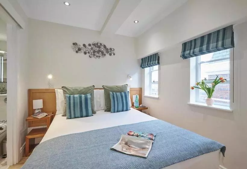 Nell Gwynn Chelsea Accommodation