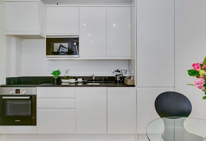 Nell Gwynn Chelsea Accommodation