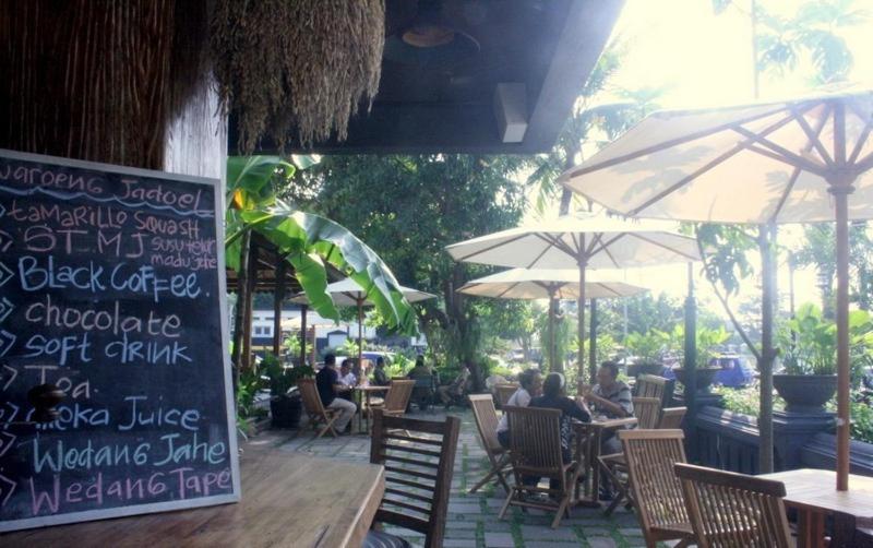 Omah Sinten Heritage Hotel & Resto