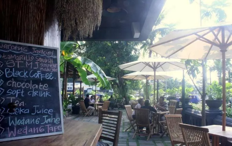 Omah Sinten Heritage Hotel & Resto