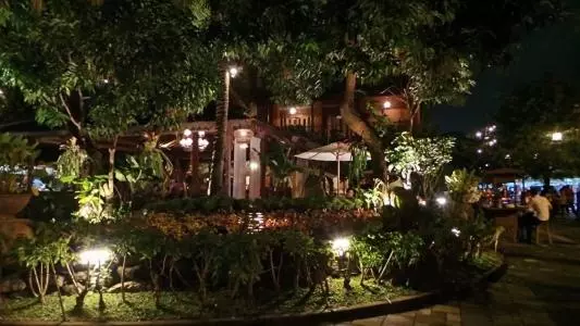 Omah Sinten Heritage Hotel & Resto