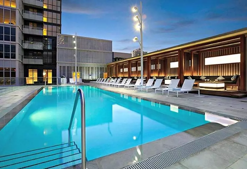 Pelicanstay In Downtown Toronto