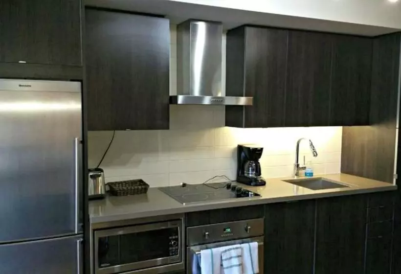 Pelicanstay In Downtown Toronto