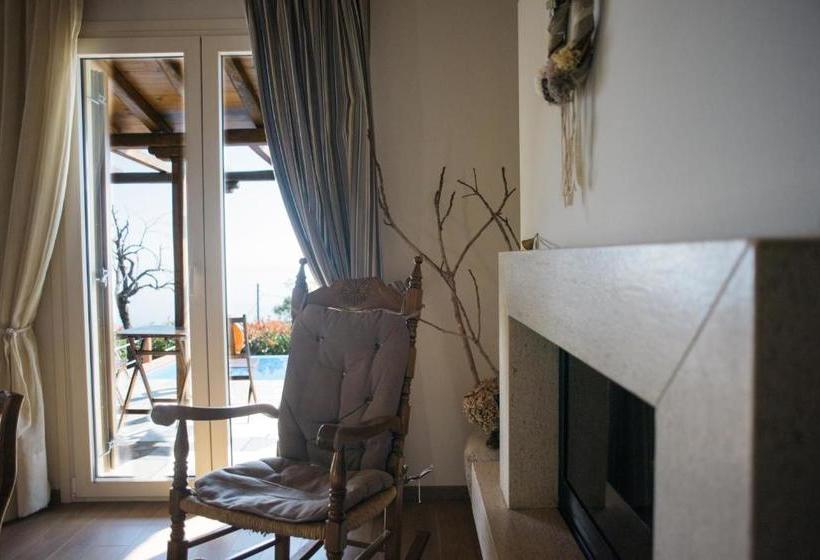 Pensione Tsagarada House