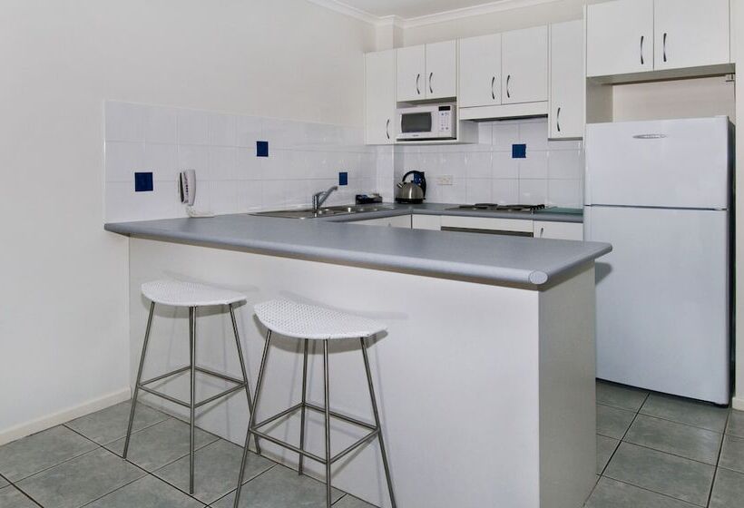 South Pacific Apartments Port Macquarie