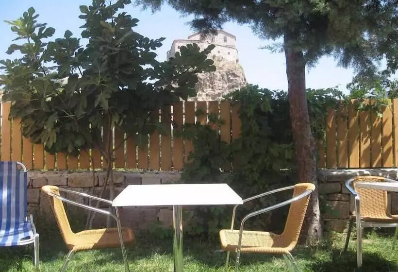 Stella Apartments & Studios