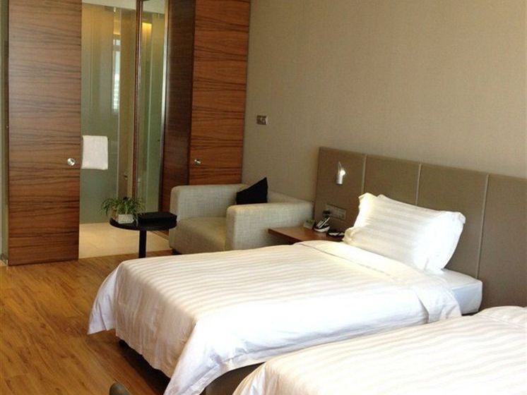 Xiamen Yuzhou Camelon