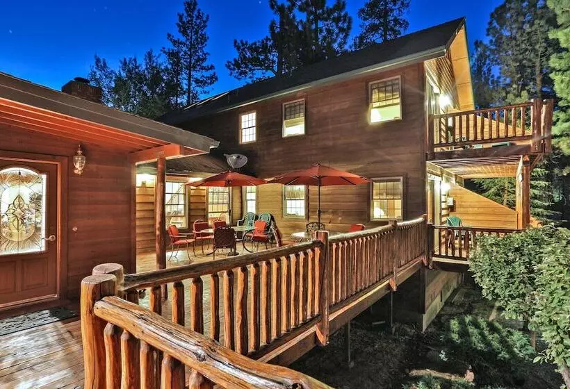 Alpenhorn Bed And Breakfast Inn