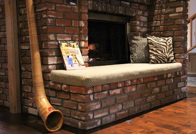 Alpenhorn Bed And Breakfast Inn