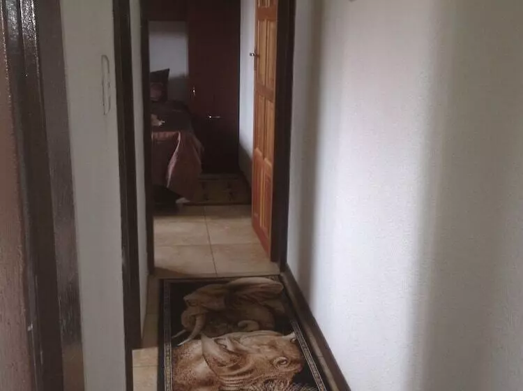 تختخواب و صبحانه Eagle Crest Executive Lodge