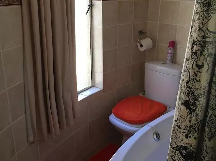 تختخواب و صبحانه Eagle Crest Executive Lodge