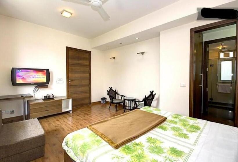 مبيت وإفطار Perch Service Apartment Sector 40