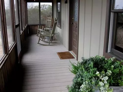 Cats Meow Bed & Breakfast