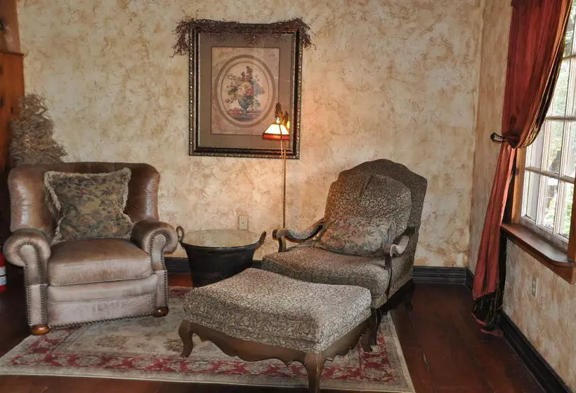 Cats Meow Bed & Breakfast