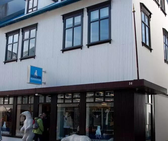 Centerspot Apartments