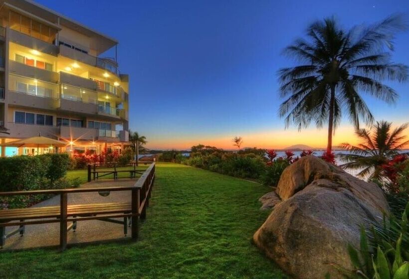 Coral Cove Apartments